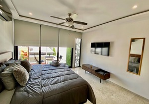 Location Location Location! Playa Del Carmen Condo