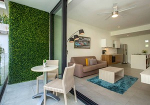 Lovely One Bedroom With Amazing Terrace View!