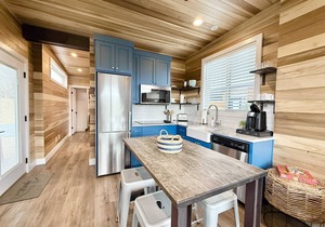 Luxury Tiny Home Near Bryce Canyon & Escalante in Escalante