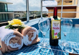 Mamitas Penthouse