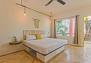 Master Room on 5th Av B05