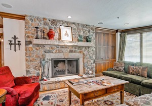 McCoy Peak Lodge 402 in Avon