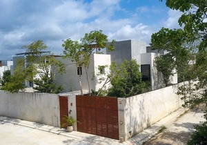 Modern Luxury Private Villa with Pool