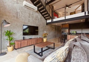 Ocean Plaza 13 by Praia