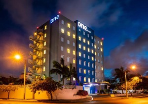 One Cancun Centro