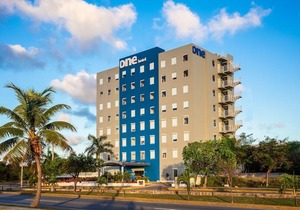 One Cancun Centro