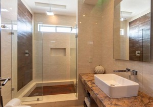 Penthouse with private pool on 12 street