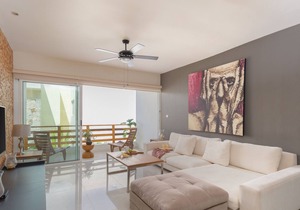 Phenomenal Combo Of 2 Separate PH 1 | 6BR | Private Jacuzzi | Chic Amenities And Gym | 2 Rooftops