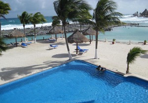 QUINTA LUNA CONDO'S