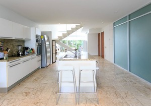 RELAXING 3BR CONDO AT MAGIA CLOSE TO THE BEACH AND 5TH AV!!!