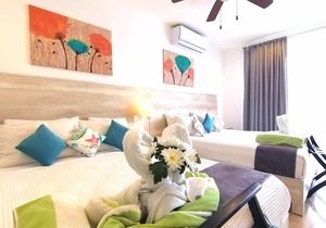 Sea views, the best location, few steps from the beach, with beatiful terrace