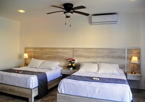 Sea views, the best location, few steps from the beach, with beatiful terrace