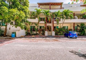 Stunning Las Olas by Playa Rentals Properties