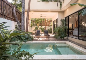 Stylish & Peaceful Private Villa with Pool