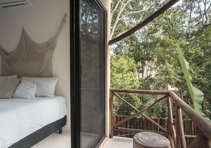 Stylish & Peaceful Private Villa with Pool