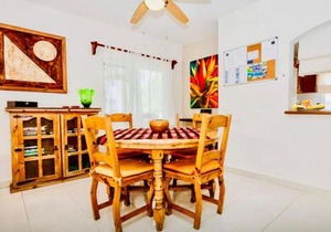 Superior Comfort Room With Swimming Pool Air Conditioning and Parking