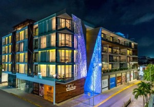 The Fives Downtown Hotel & Residences, Curio Collection by Hilton