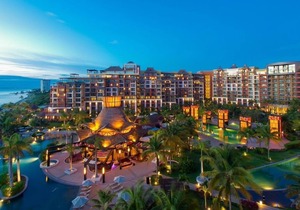 Villa Del palmar Cancun Luxury beach resort . 1 Suite 2 queen size beds.