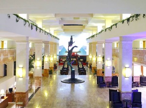 Golden Parnassus Resort All Adults | Zona Hotelera