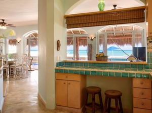 Beach Infinity Staff | Playa del Secreto
