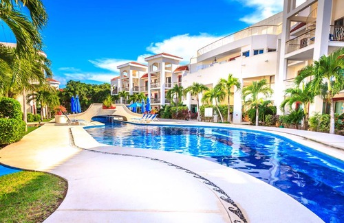 Playacar Condo | 102 m² Condo ∙ 3 bedrooms ∙ 6 guests