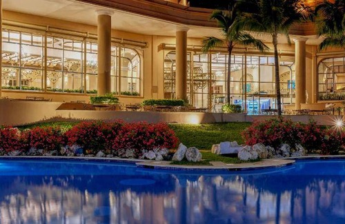 Punta Cancun Resort | 132 m² Resort ∙ 127 guests