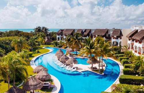 Villa Juarez Resort | 150 m² Resort ∙ 127 guests
