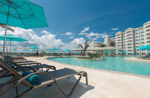 Zona Hotelera Resort | 151 m² Resort ∙ 127 guests