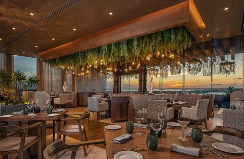 Zona Hotelera Resort | 151 m² Resort ∙ 127 guests