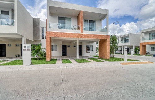 Puerto Juarez Villa | 153 m² Villa ∙ 3 bedrooms ∙ 7 guests