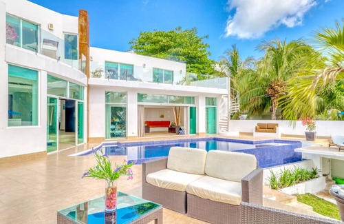 Bacalar House | 186 m² House ∙ 5 bedrooms ∙ 14 guests