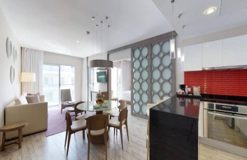 Villa Juarez Apartment | 2-Bedroom Luxurious Oceanfront Penthouse, Private Rooftop, ALL-INCLUSIVE
