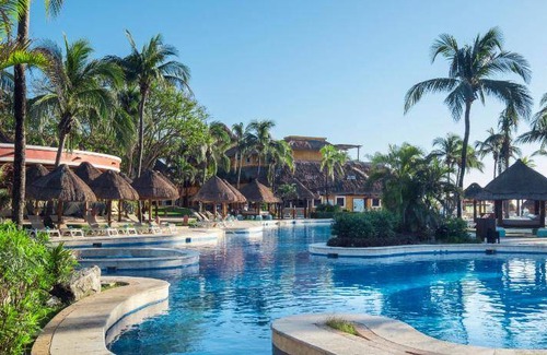 Playacar Zona Hotelera Resort | 212 m² Resort ∙ 127 guests