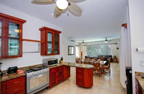 Playacar Fase I Villa | 343 m² Villa ∙ 4 bedrooms ∙ 8 guests