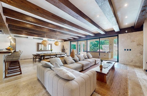 Akumal Villa | 43 m² Villa ∙ 9 bedrooms ∙ 16 guests