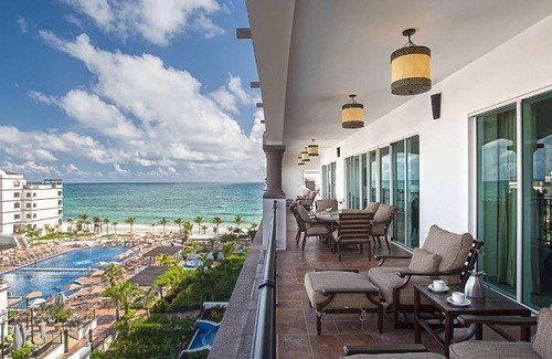 Puerto Morelos Hotel | 603 m² Hotel ∙ 3 bedrooms ∙ 127 guests