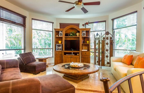 Playacar Condo | 93 m² Condo ∙ 2 bedrooms ∙ 5 guests