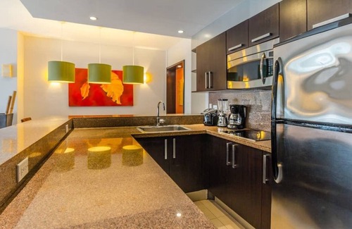 Downtown Condo | Aldea Thai Private pool penthouse with ocean view and huge terrace Beach access!