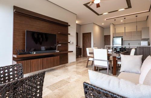 Playa Paraiso Apartment | Amira District C305