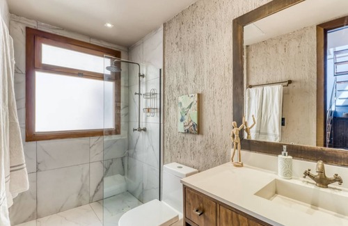 Zama Apartment | Apartment ∙ 2 bedrooms ∙ 5 guests