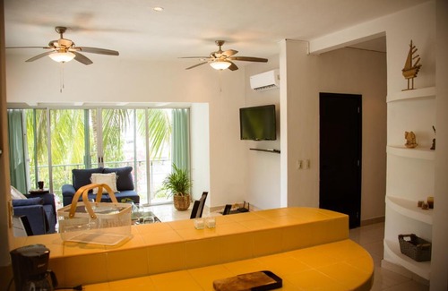 Tohoku Apartment | APARTMENT TOHOKU 4 PAX- PARKING FREE- 500Mtrs 5TA AV