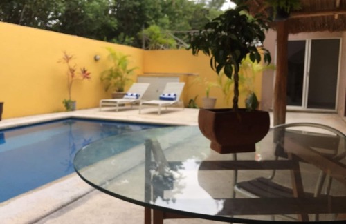Puerto Juarez House | ARRECIFE´S QUIET HOUSE 5 min FERRY I.Mujeres