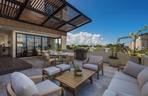 Colonia Centro Condo | ATHIMAR Cozumel Condominium w/Ocean View #406