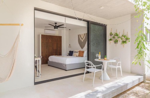 Tulum House | BÄAK- D106- LUXURY studio with Beautiful Terrace WiFi