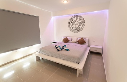 Ejidal Apartment | Babylon Village