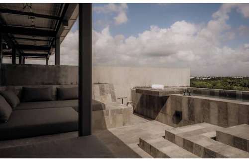 Zama Apartment | Barneys NY | Black Penthouse - Pool - Concierge