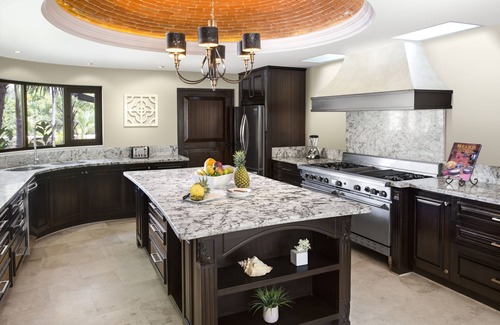 Soliman Bay Villa | Beach Front Luxury Villa includes Chef, Bartender and Staff - October Discount