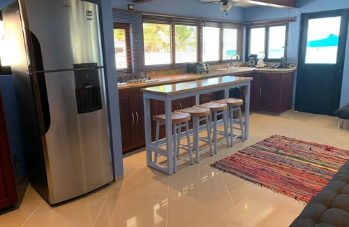Playa del Carmen Condo | Beachfront 2 bed 2 bath condo in the Heart of Playa del Carmen with jacuzzi pool