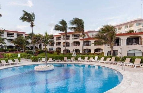 Playacar Fase I Condo | Beachfront Condo in Playacar Stunning Ocean Views 7105
