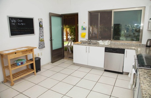 Ejidal House | Beautiful 6 BEDROOM Private Villa with garden, BBQ and pool, Playa del Carmen